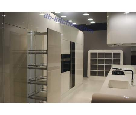 White custom high gloss MDF UV kitchen cabinet